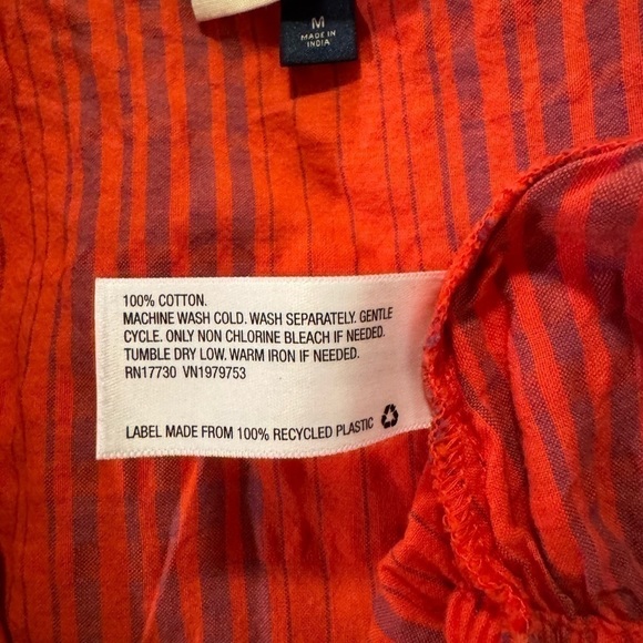 Women’s Red Universal Thread Crop Top - Picture 4 of 6